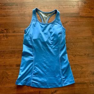 Nike dri- fit tank. Like new!